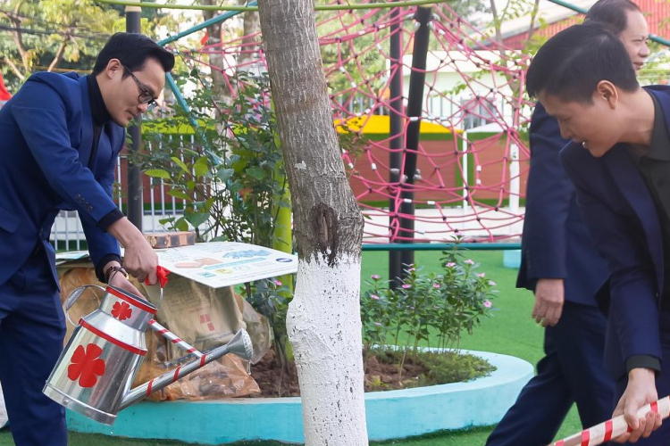 07c4a083d6b52eeb77a4