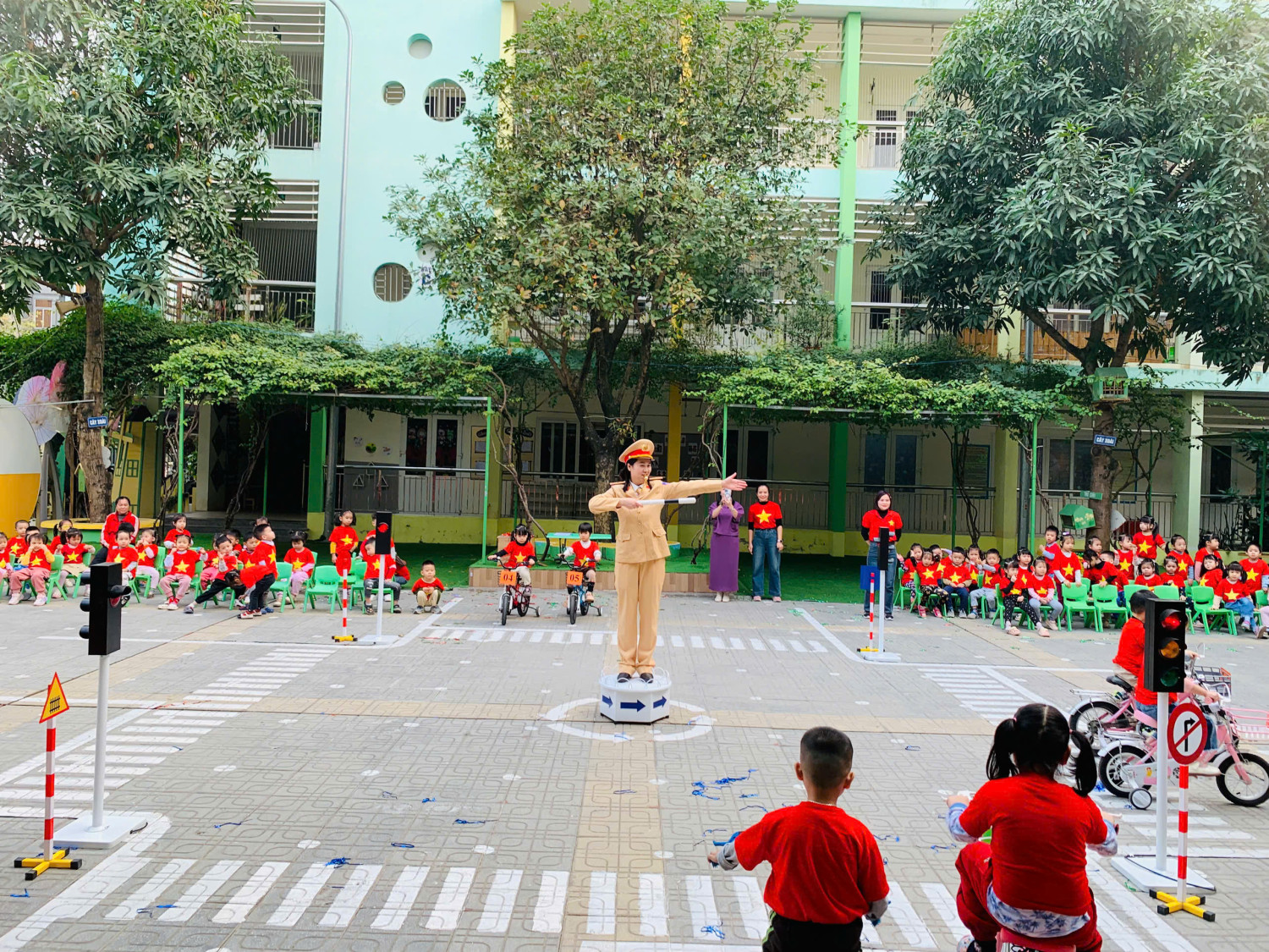 z6205671172704 91abcf5520e2160e04d6d355926de359