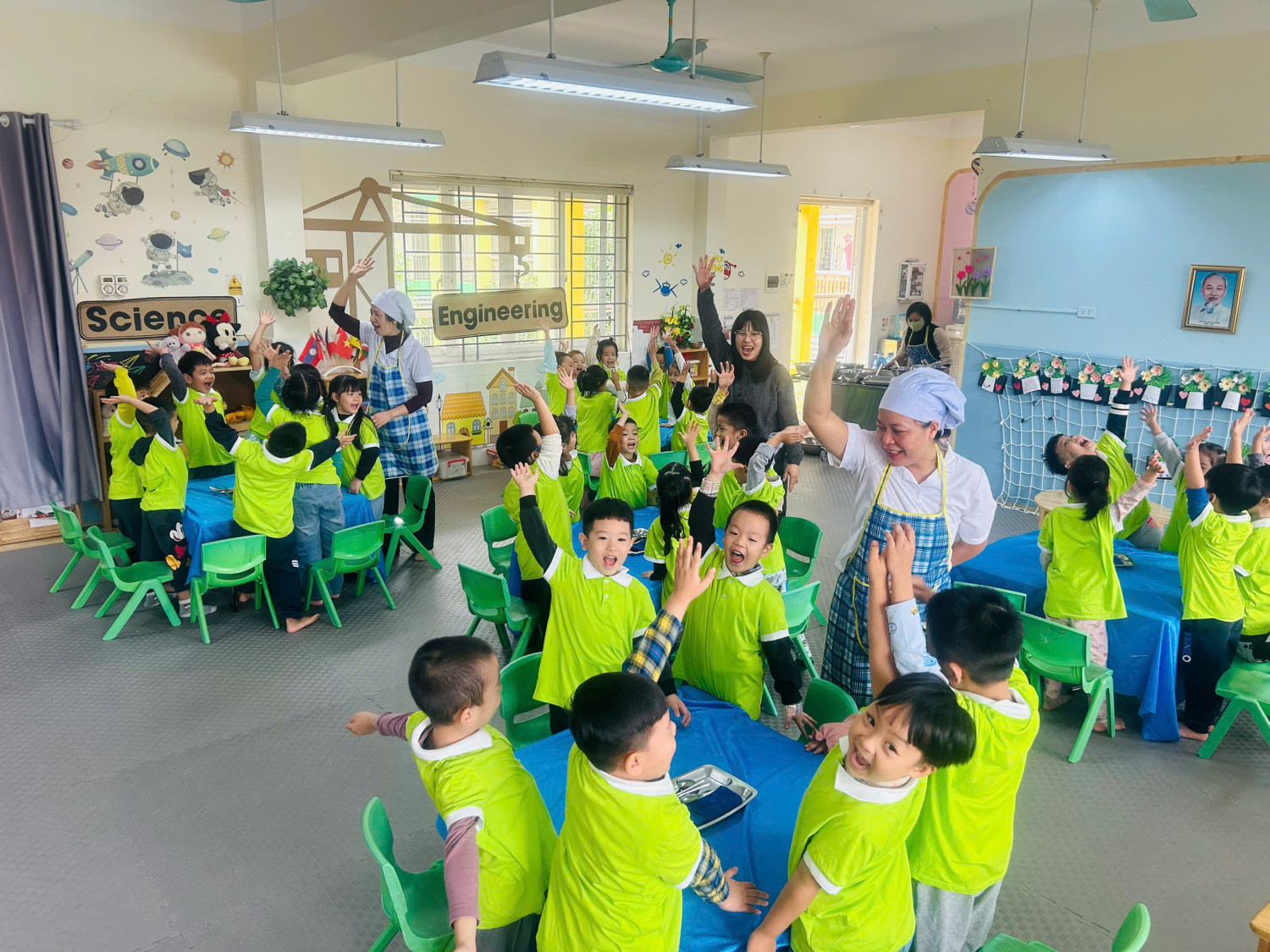 z7247861076553 2e1a8f23c6bc5c84b9ae440600c69d57